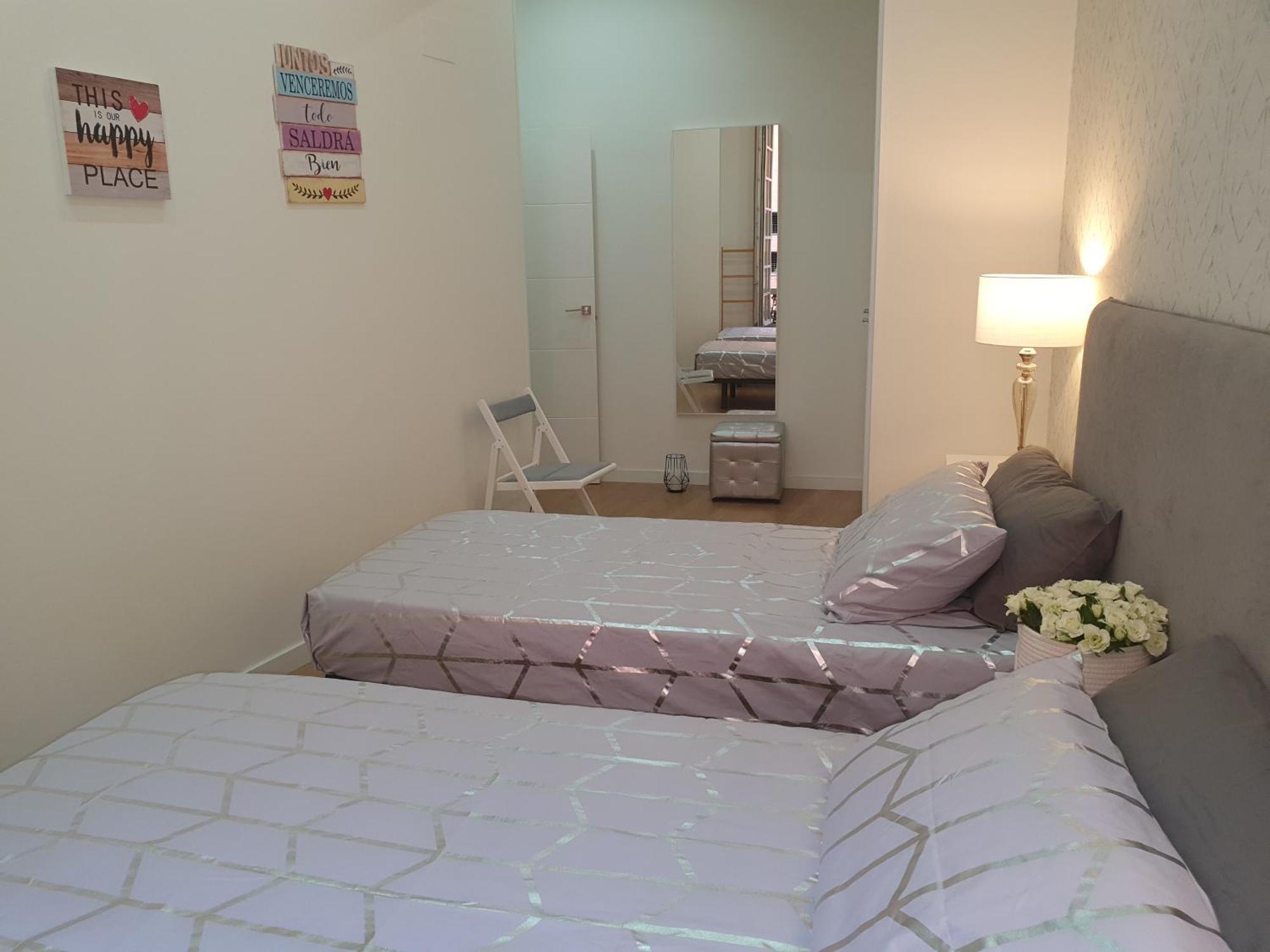 Beautiful Historic Center Apt! Malaga Ngoại thất bức ảnh